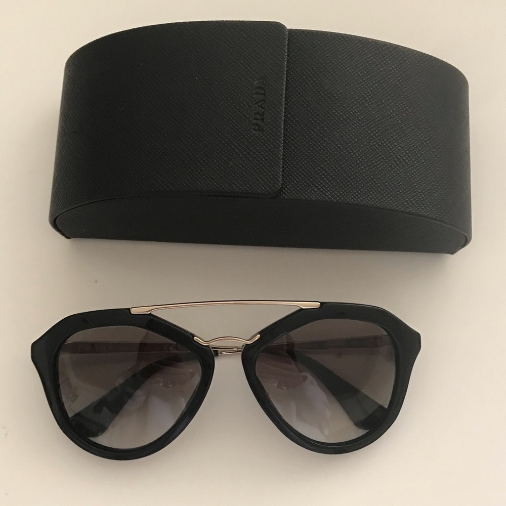Brand NEW Prada Sunglasses perfect for winter